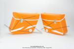 Sacoches  Chamrousse  C01 Oranges (finitions blanches) inclines - Fixation par sangles cuir - (la paire)