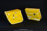 Sacoches  Chamrousse  C01 Jaunes (finitions blanches) inclines - Fixation par sangles cuir - (la paire)