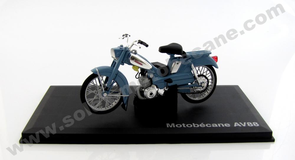Miniature Mobylette Motobécane AV88 Bleue éch.1/18e Norev